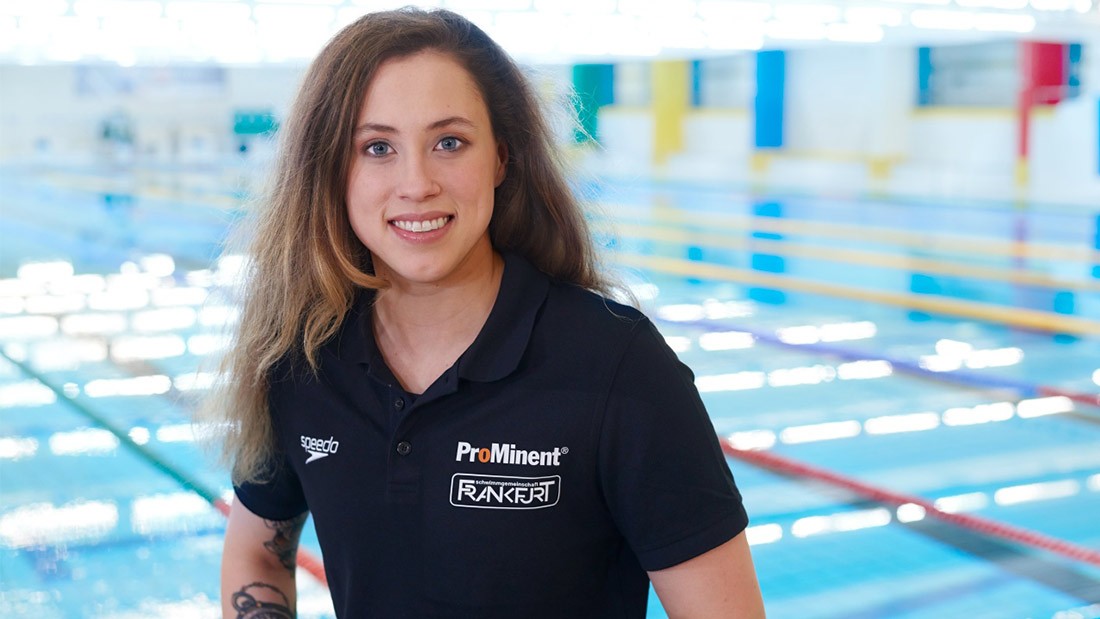 Het water is haar element – ProMinent ondersteunt zwemster Sarah Köhler